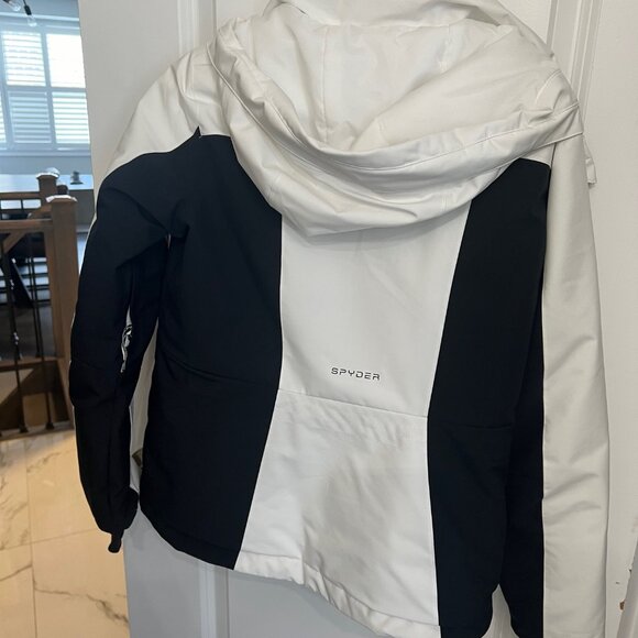 Women's Spyder ski jacket - Picture 3 of 3